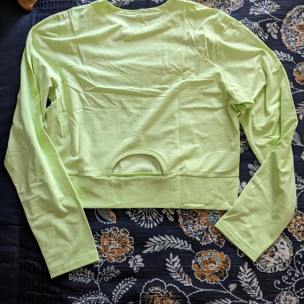 Lime green Women's cozecore Old navy crop top active wear shirt XL tall